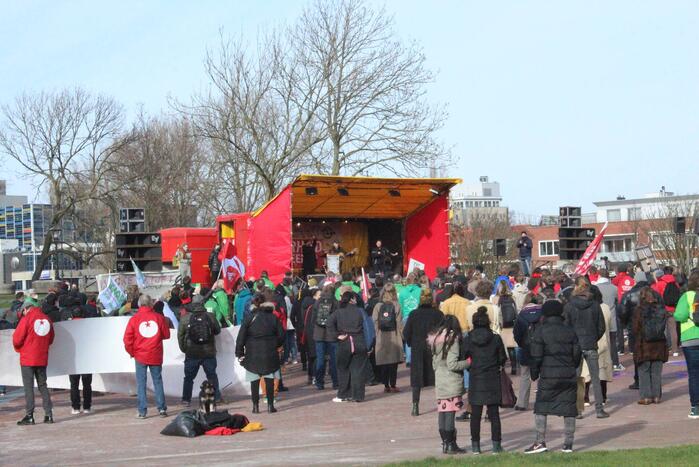 Grote opkomst bij woonprotest