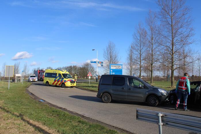 Gewonden bij aanrijding op kruising