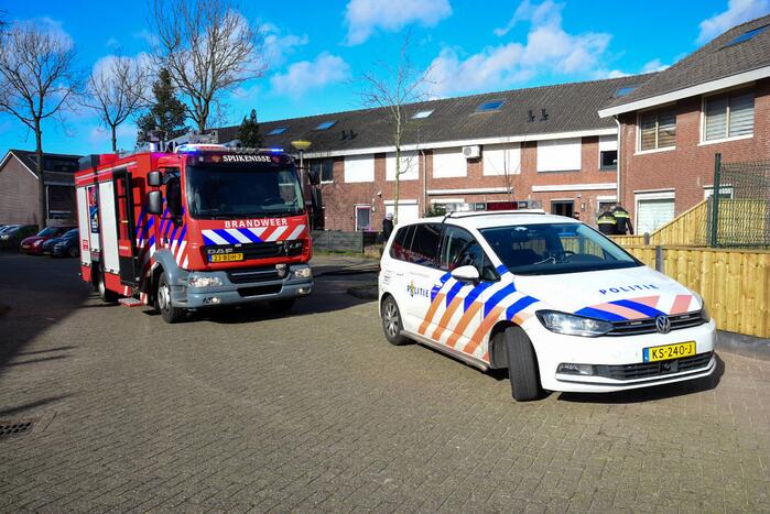 Brand in achtertuin van woning