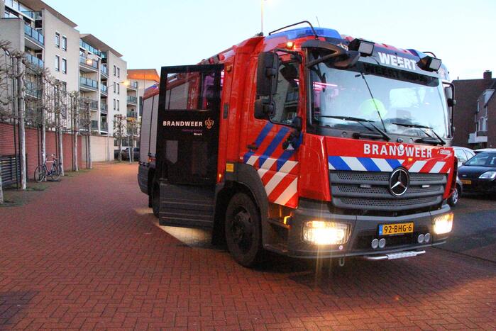Brandweer dekt plas benzine af