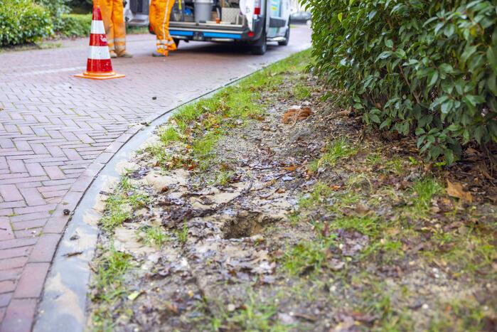 Vitens bezig met herstel van gesprongen waterleiding