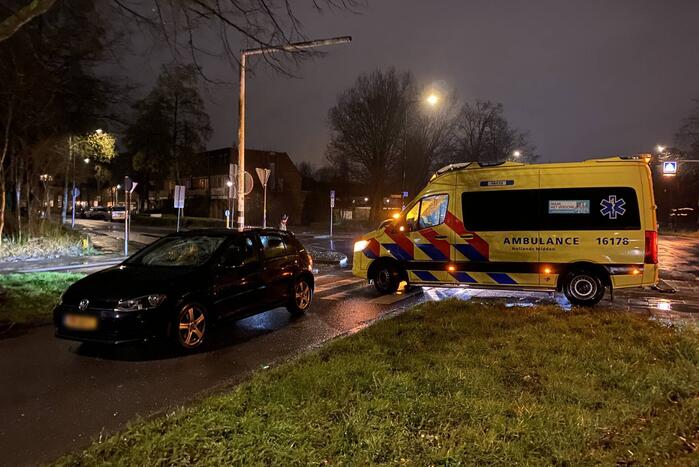 Voetganger geschept op zebrapad