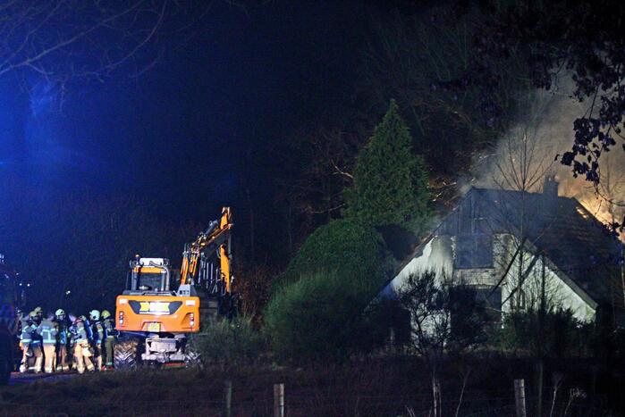 Veel rookontwikkeling bij uitslaande brand