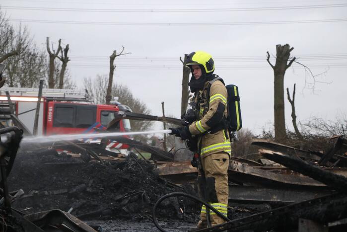 Grote brand verwoest schuur