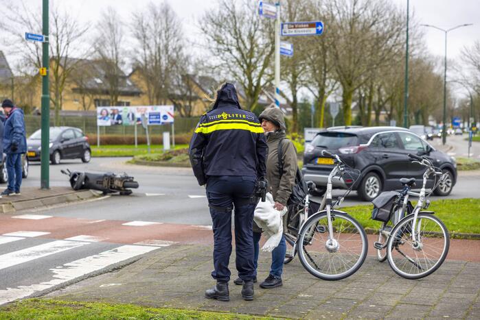 Scooterrijder gewond bij aanrijding