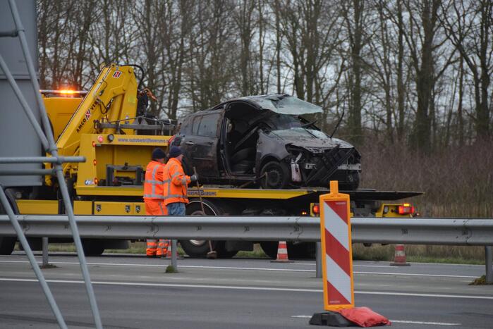 Automobilist zwaargewond bij verkeersongeval