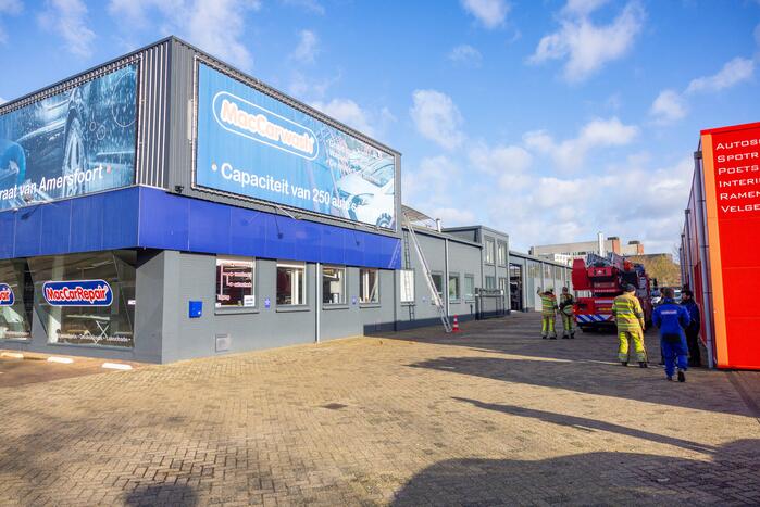 Lichtkoepel Mac Carwash waait los