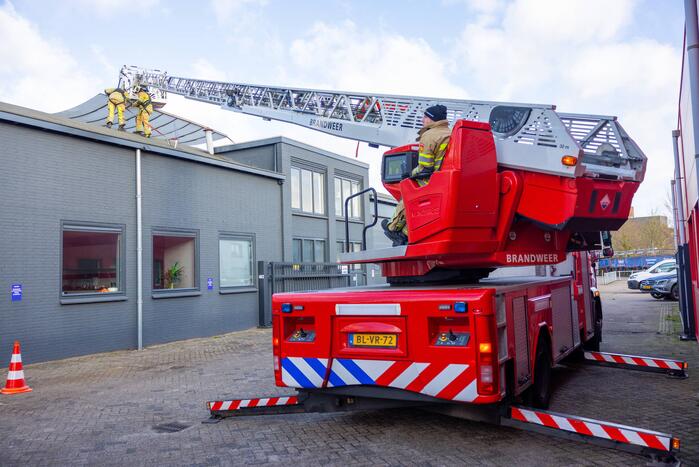 Lichtkoepel Mac Carwash waait los