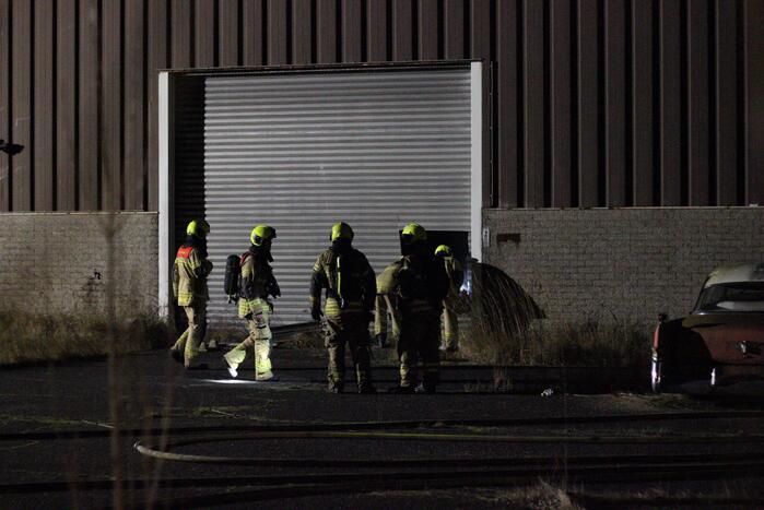 Grote brand in bedrijfspand