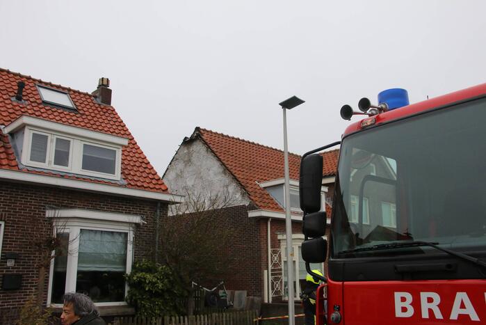 Deel van dak verwoest door wind