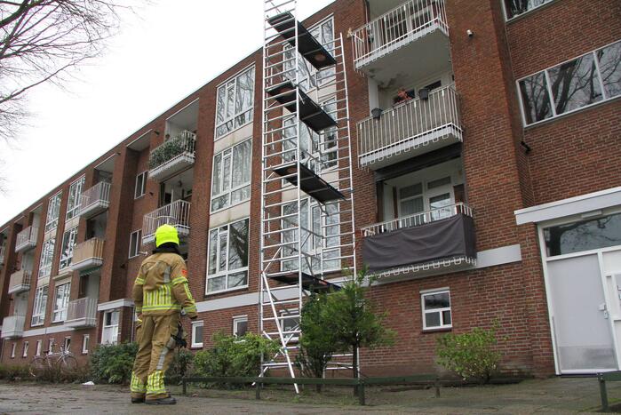 Brandweer breekt steiger af na harde wind