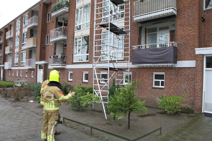 Brandweer breekt steiger af na harde wind