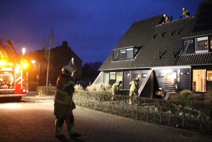 Dakrand losgewaaid door storm