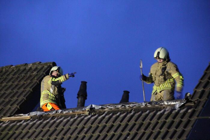 Dakrand losgewaaid door storm