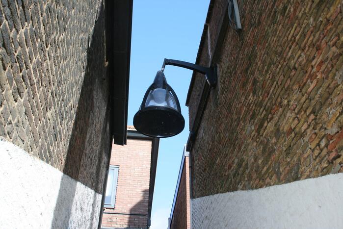 Brandweer ingezet voor stormschades in winkelgebied