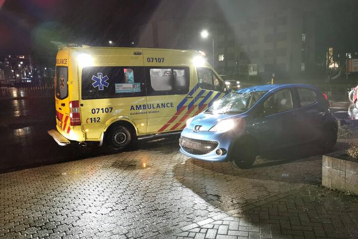 Fietser gewond bij aanrijding met auto