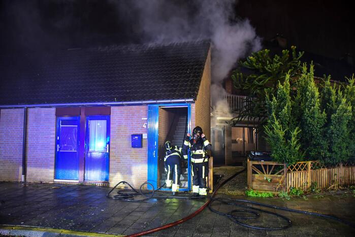 Forse brand in slaapkamer van woning