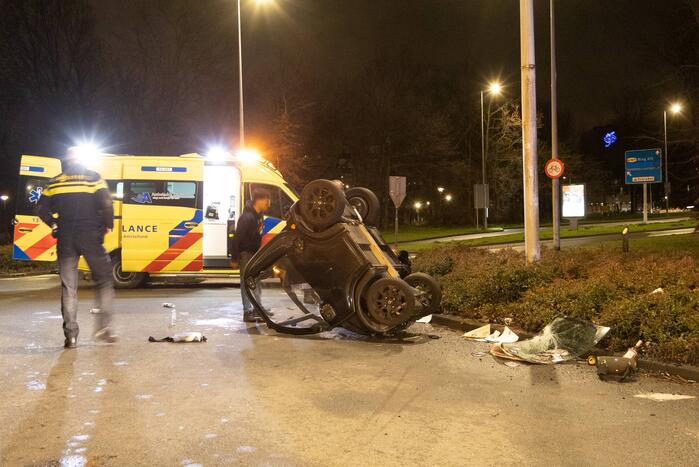 Gewonden bij ongeval op rotonde