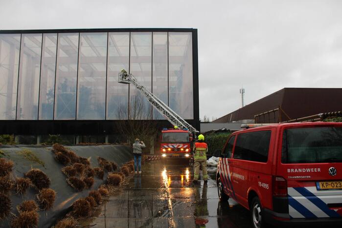 Wateroverlast bij tropisch bos Omnium