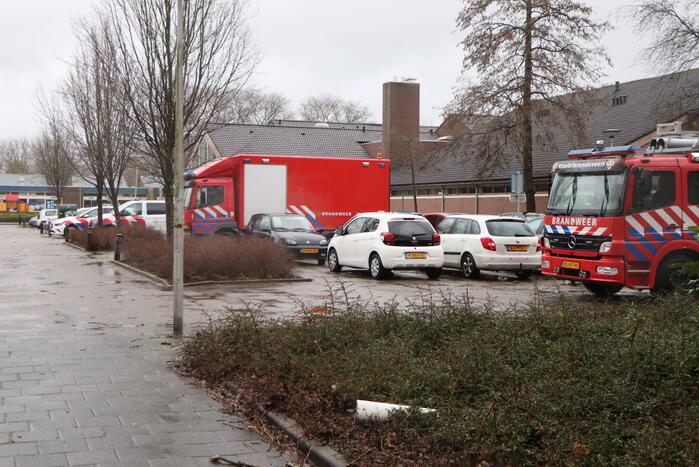 Woningen ontruimd nadat bomen dreigen om te waaien