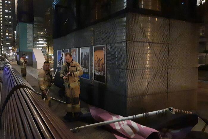 Spandoeken losgekomen van afzuiginstallatie