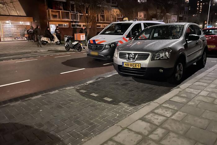 Ongeval tussen maaltijdbezorger op bromfiets en bestelbus