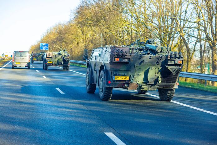 Defensie oefent met Fennek-verkenningsvoertuigen
