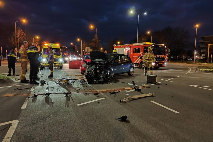 Veel schade bij ongeval op kruising