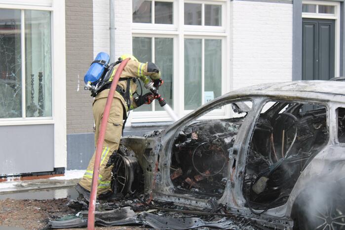 Woning beschadigd door autobrand