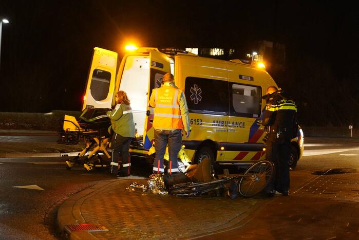 Fietser gaat onderuit en raakt gewond