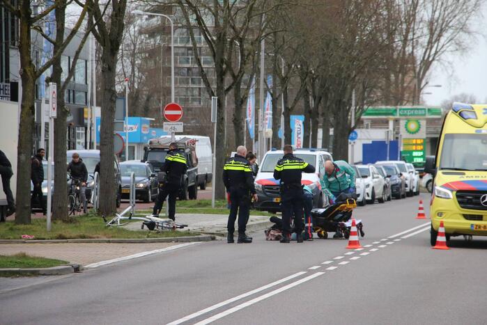 Automobilist schept overstekende fietser