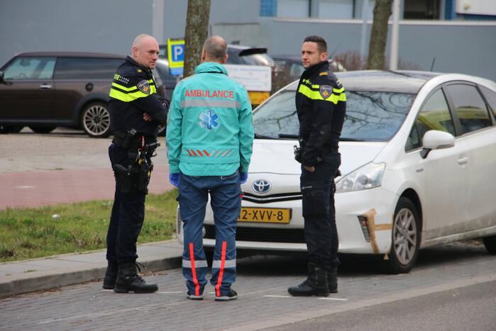 Automobilist schept overstekende fietser