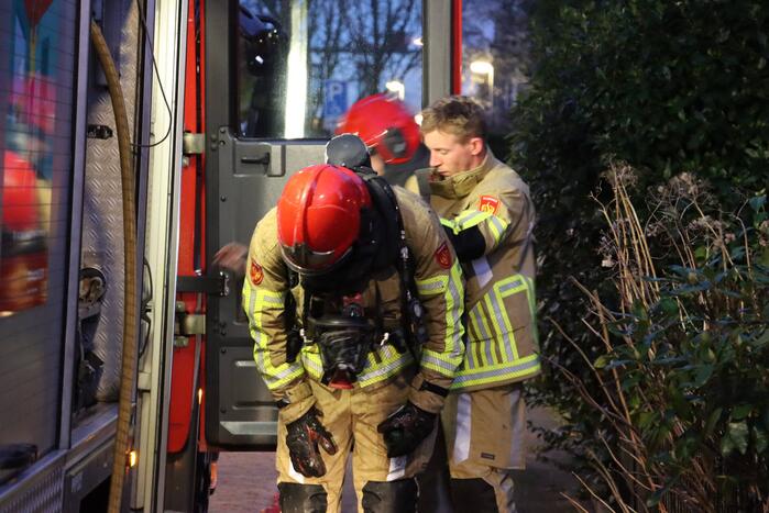 Veel rook bij brand op zolder