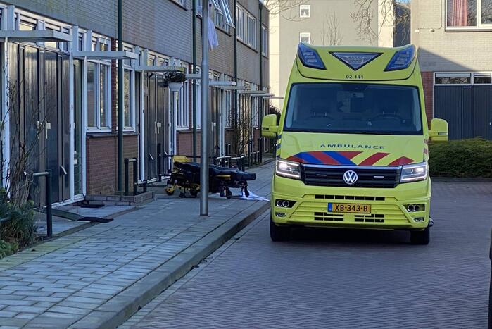Politie doet onderzoek naar steekincident