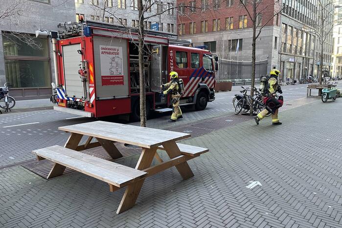 Rookontwikkeling bij brand in kantoorpand