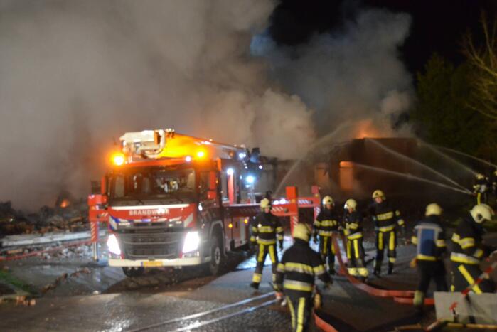 Evacuaties na brand in kringloopwinkel