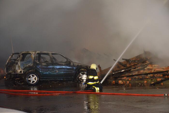 Evacuaties na brand in kringloopwinkel