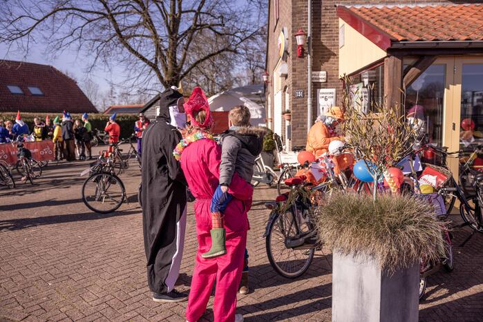 Carnaval: van kroeg naar kroeg op de fiets