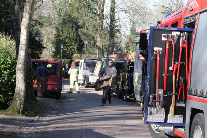 Gaslekkage geraakt bij slaan van paaltje