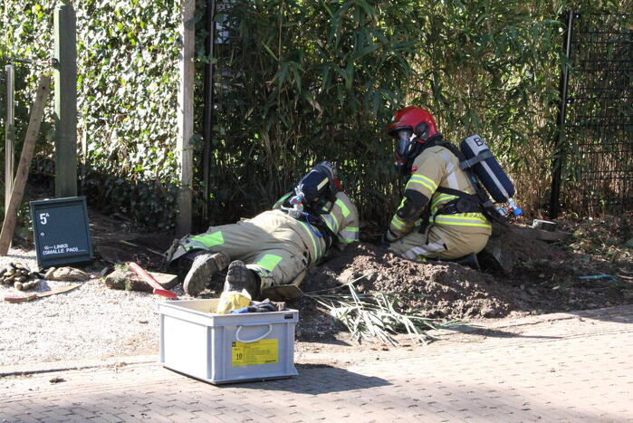 Gaslekkage geraakt bij slaan van paaltje