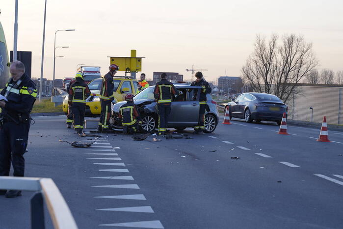 Flinke schade bij aanrijding op kruising