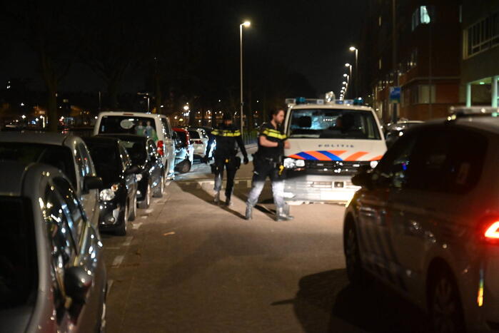 Politie doet onderzoek naar steekpartij in woning