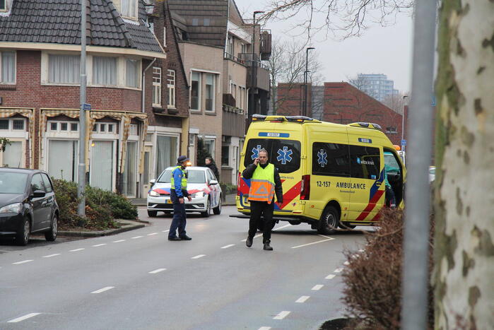 Meerdere mensen onderuit door lang oliespoor