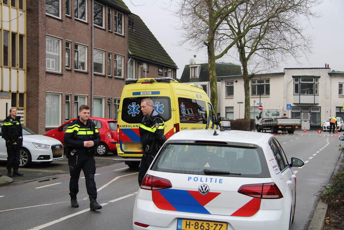 Meerdere mensen onderuit door lang oliespoor