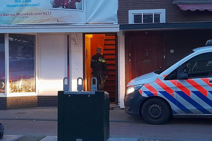 Grote politie-inzet voor inval in twee panden