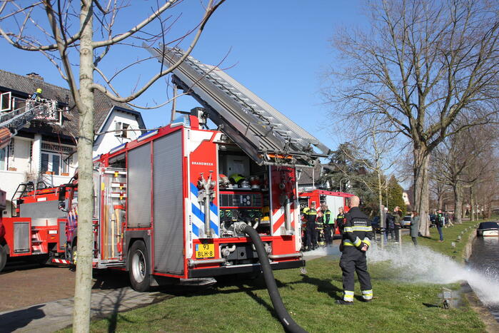 Brand in dakkapel van villawoning