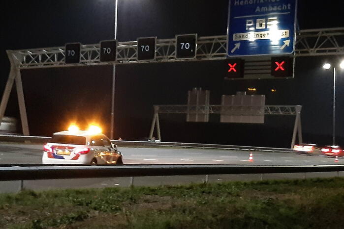 Botsing tussen vrachtwagen en auto