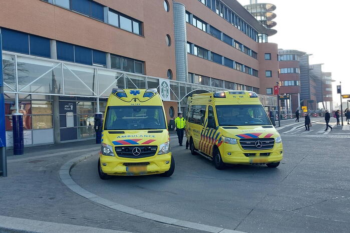 Persoon gewond na ongeval op station