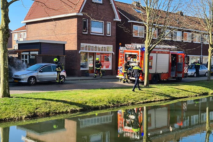 Auto zwaar beschadigd vanwege brand