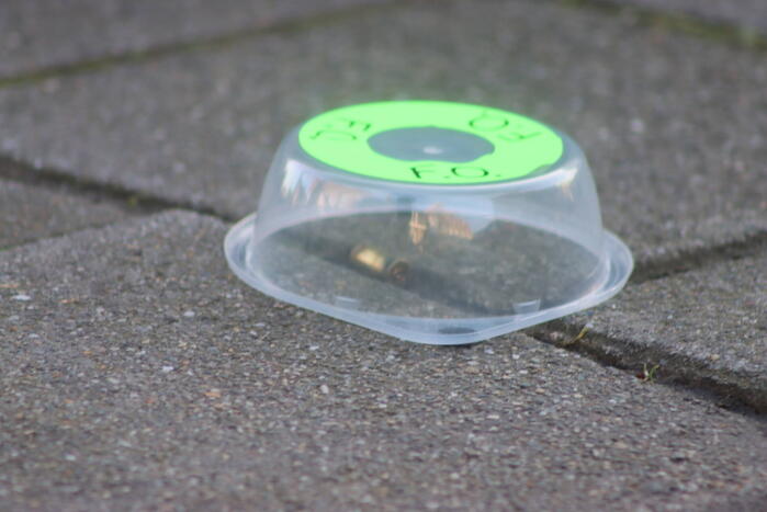 Bestelbus beschoten vanuit rijdende auto